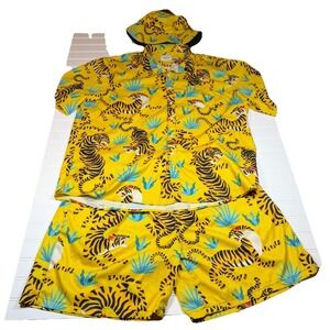 Tunevuse Tiger Tropical AOP Yellow Outift Mens XXL Shirt, Shorts, Bucket Hat GUC